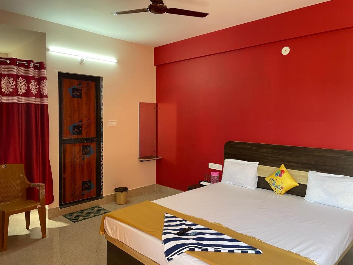 Radhika Beach Resort- Vidi Group Puri Kültér fotó